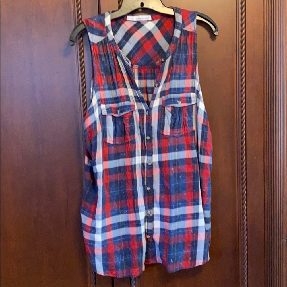 Cotton/rayon button up